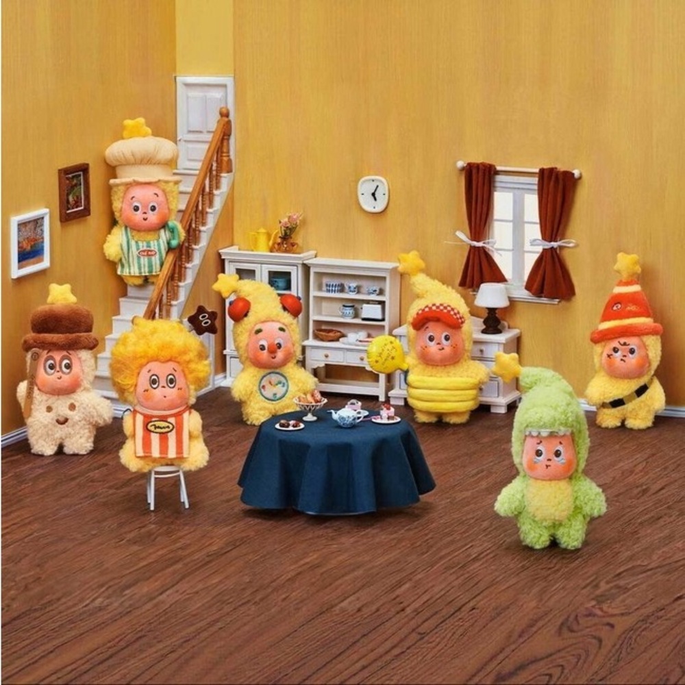 PopMart Twinkle Twinkle 🤩 Be a Little Star - Wake Up Sleepyhead!! plush Pendant - Picture 2 of 5
